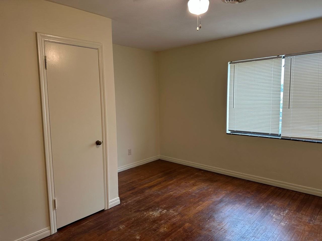 1100 NW 27th St. - Photo 3 of 15