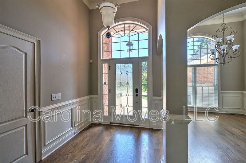 6 Meadow Mist Trl - Photo 3 of 24