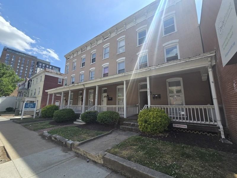 501 W Grace St #A - Photo 2 of 11