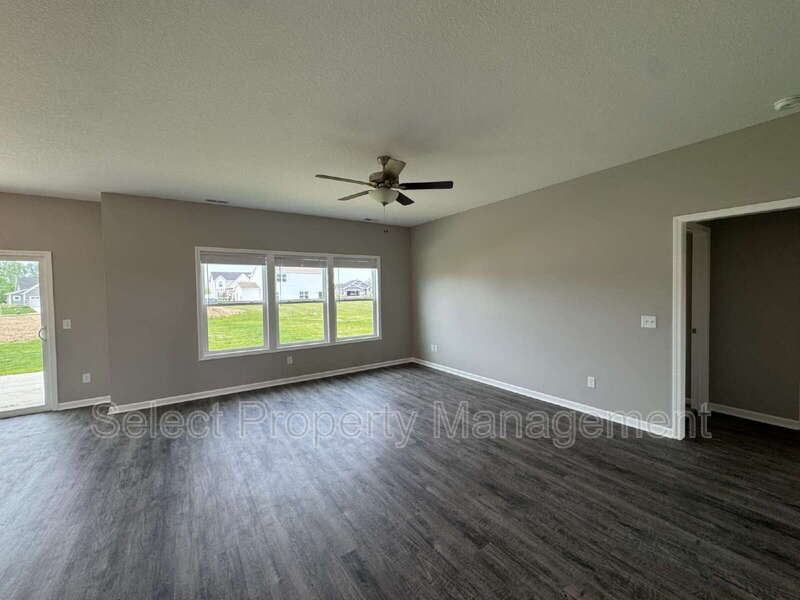 8783 Elmont Cv - Photo 2 of 18