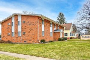 featured image of Pineview Apartments