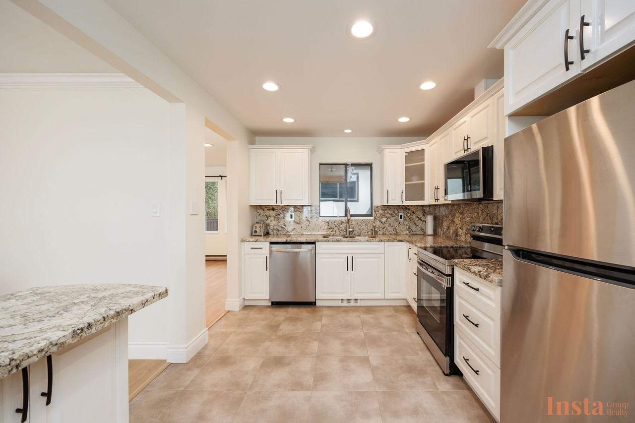 1115 Palmerston Avenue - Photo 6 of 20