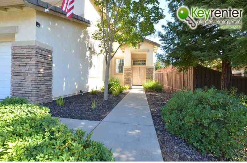 1845 Ardfern Way - Photo 3 of 39