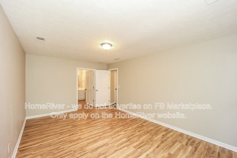 561 Chatham Trl - Photo 5 of 17