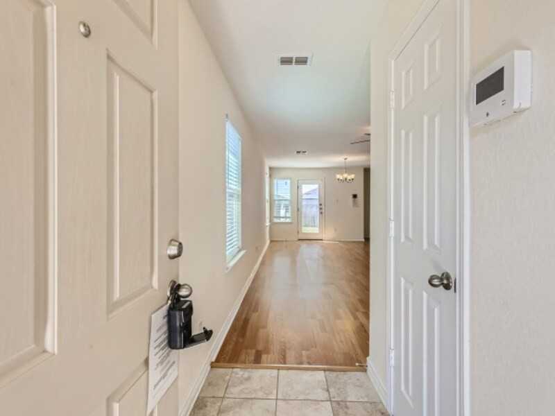 2631 Sunset Bnd - Photo 5 of 31