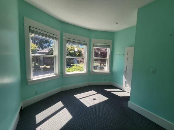 967 East 14th Avenue - Photo 4 of 24