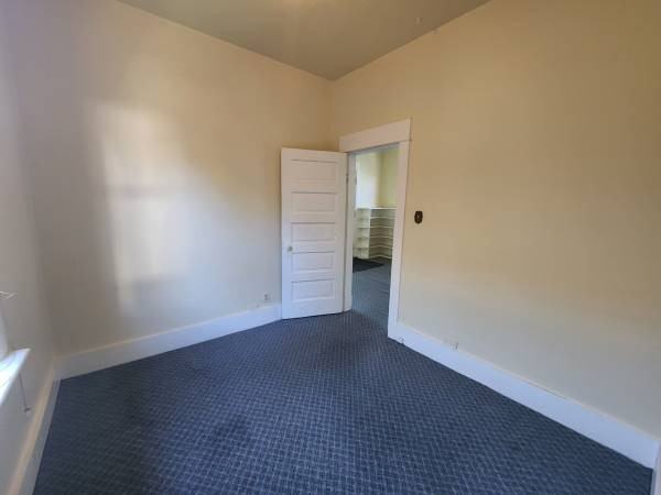 967 East 14th Avenue - Photo 6 of 24