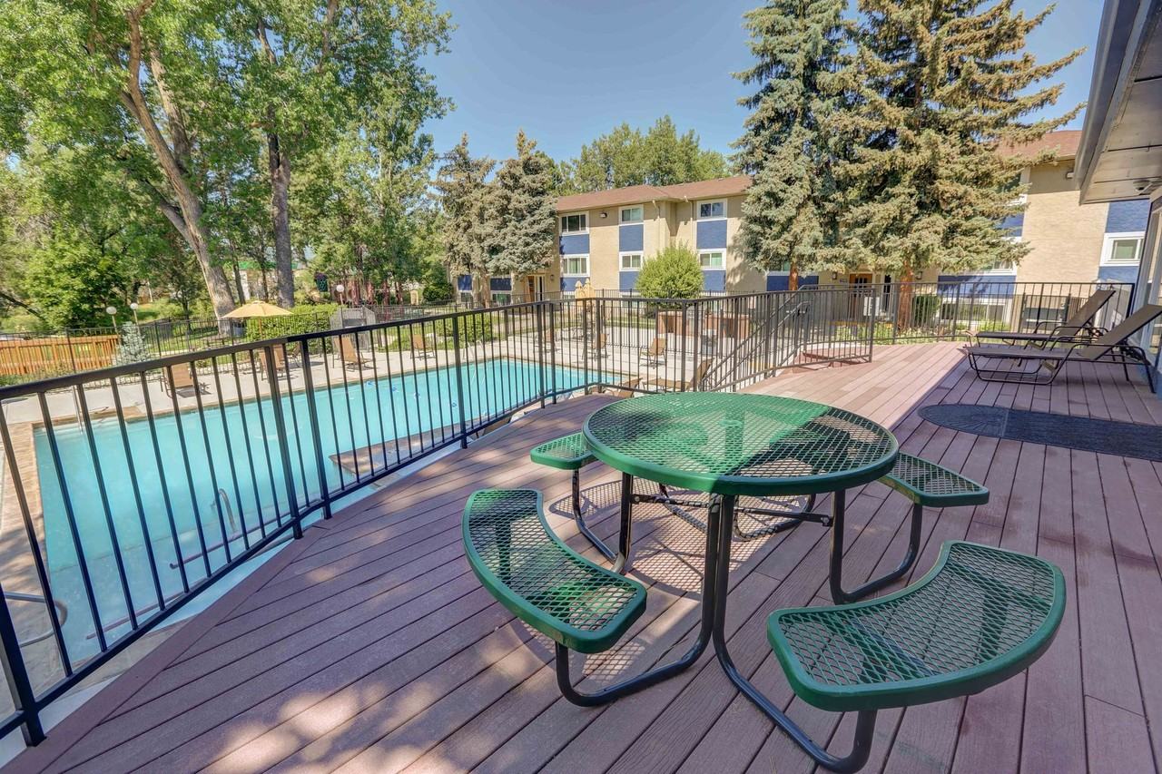 Creekside At Amherst Apartments - Photo 4 of 28