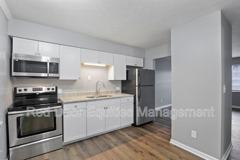 123 W Walnut St #N - Photo 1 of 1