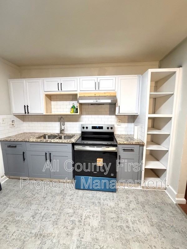 1110 Cato St Nw Apt B - Photo 7 of 14