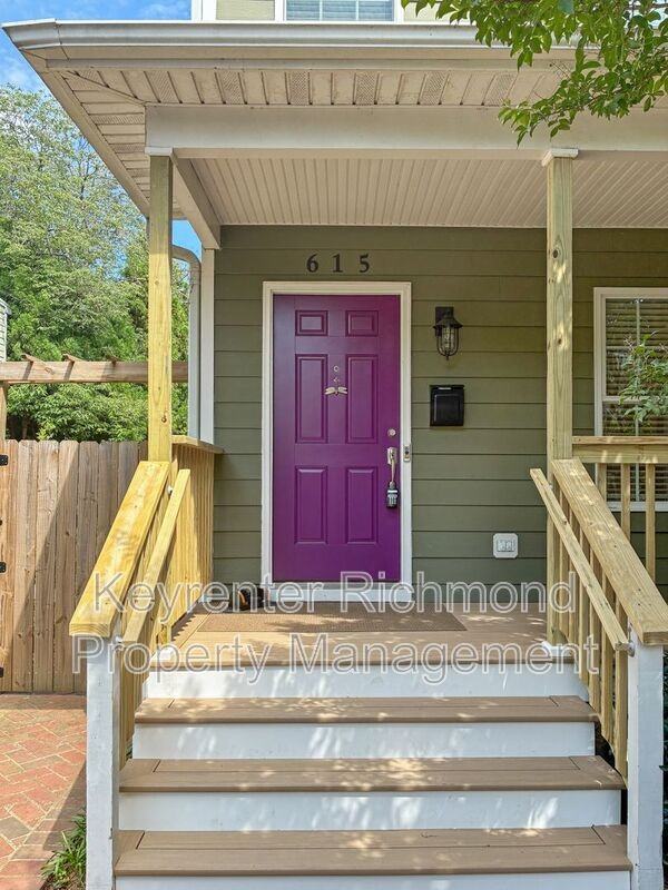 615 S Laurel St - Photo 3 of 30