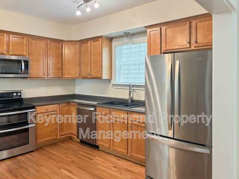 615 S Laurel St - Photo 7 of 30