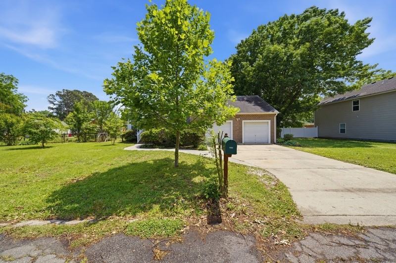 4553 Shoshone Ct - Photo 3 of 31