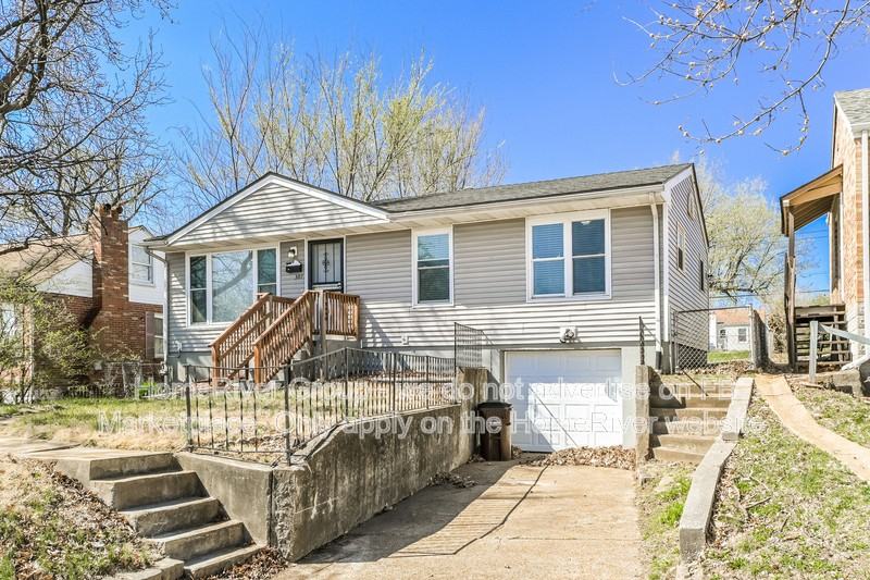 307 Coppinger Dr - Photo 2 of 20