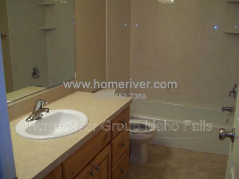 3851 John Adams Pkwy - Photo 5 of 12