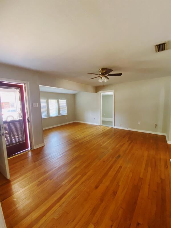 3412 Brady Ave - Photo 7 of 23