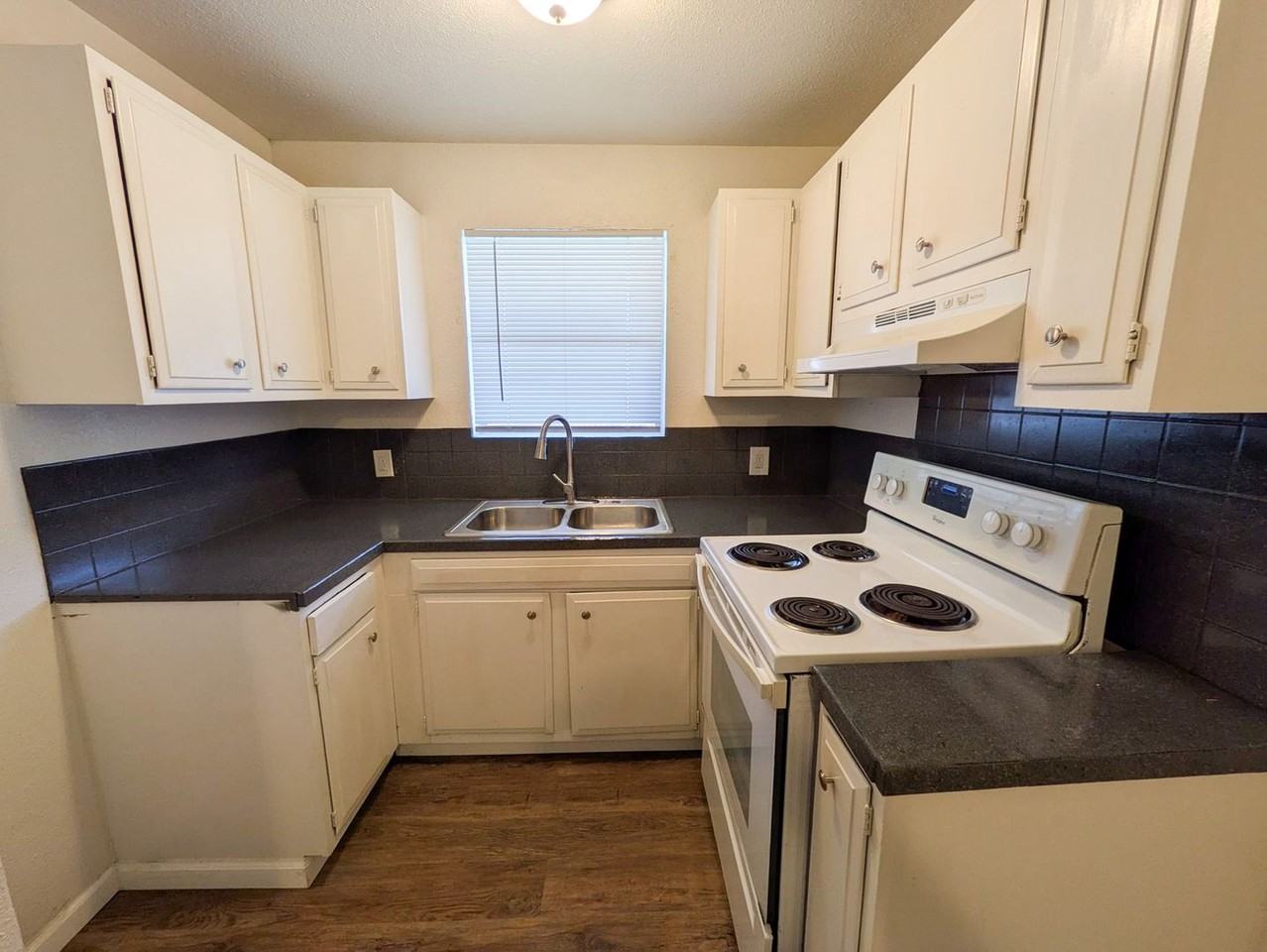 Sullivan Apartment Homes - Photo 5 of 8