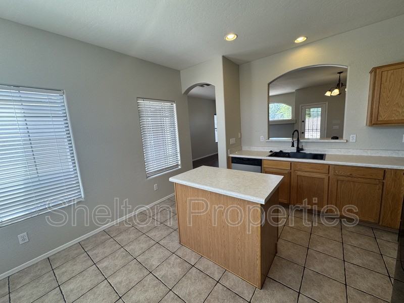12913 W Corrine Dr - Photo 3 of 12