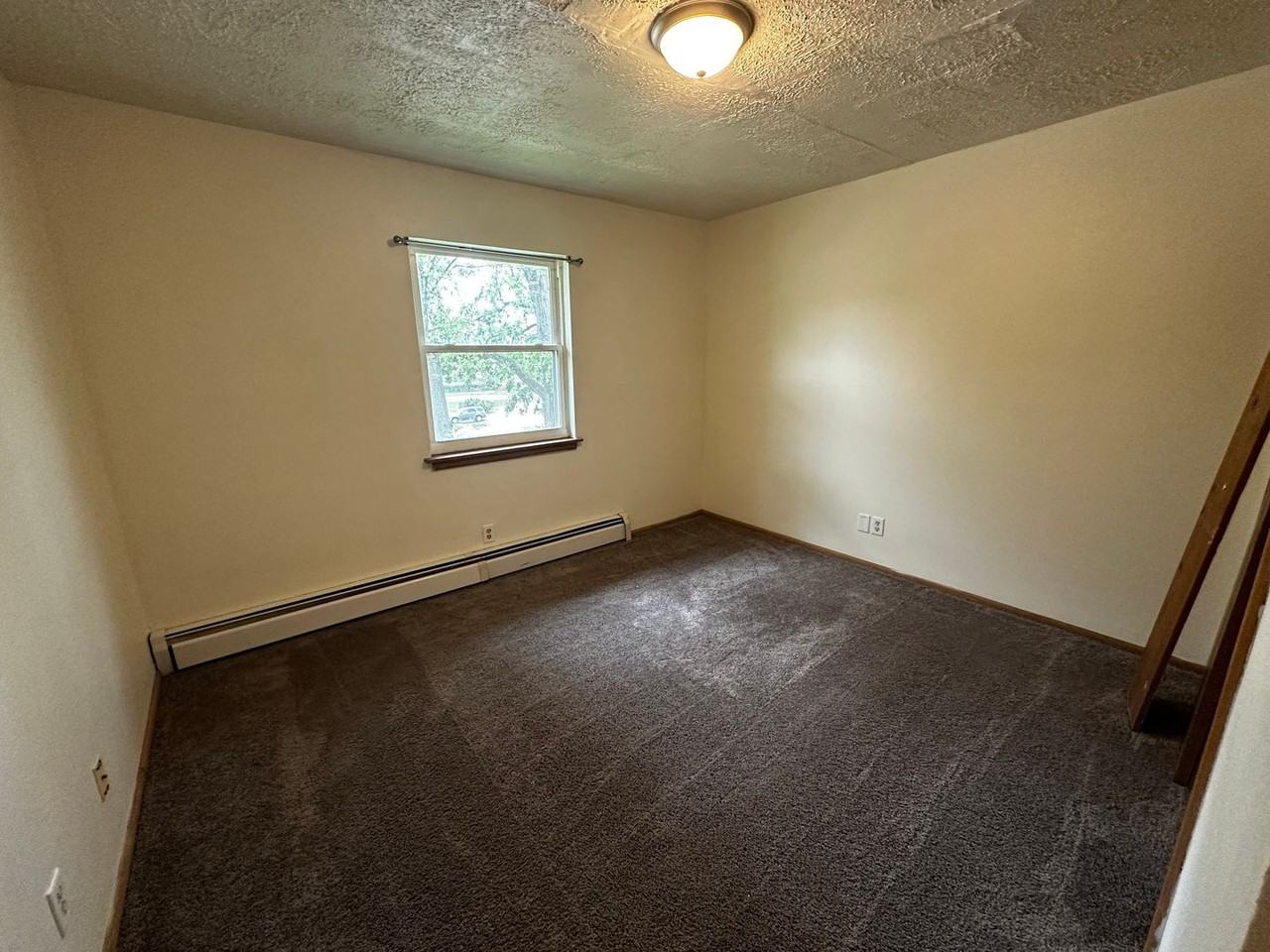 309 E. Memorial Dr - Photo 5 of 10