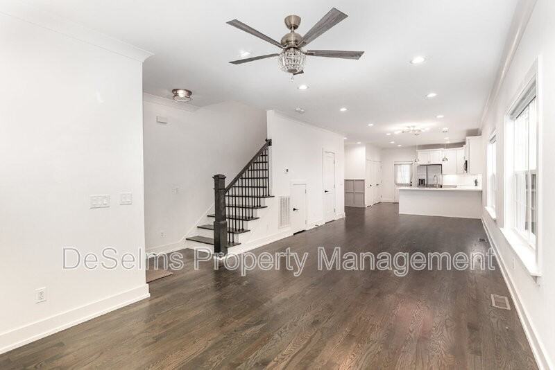 4423A Providence Hts - Photo 2 of 17