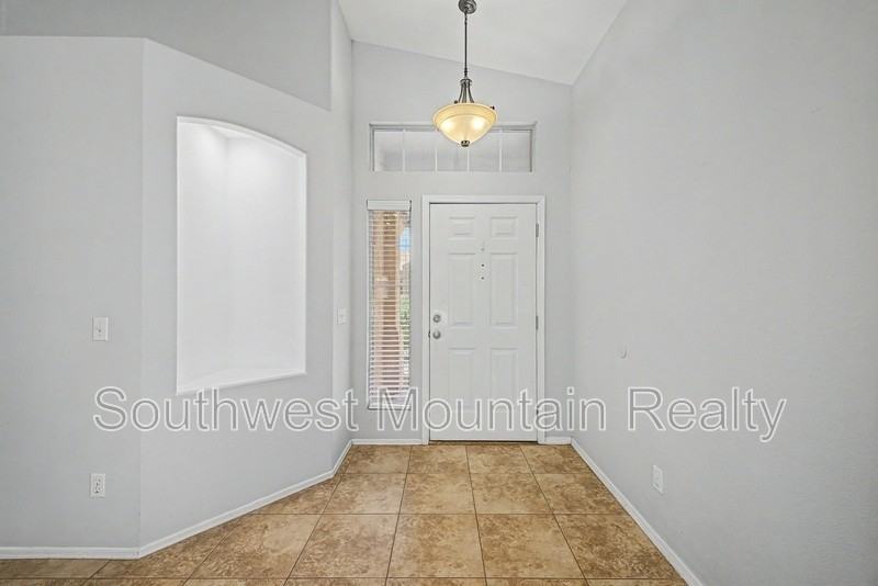 649 S Banning - Photo 6 of 31
