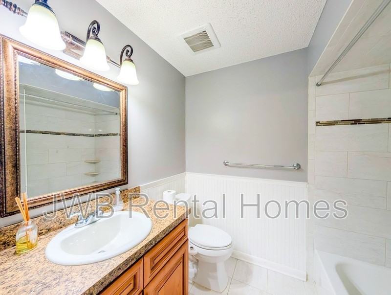 5524 Greatpine Ln N - Photo 7 of 16