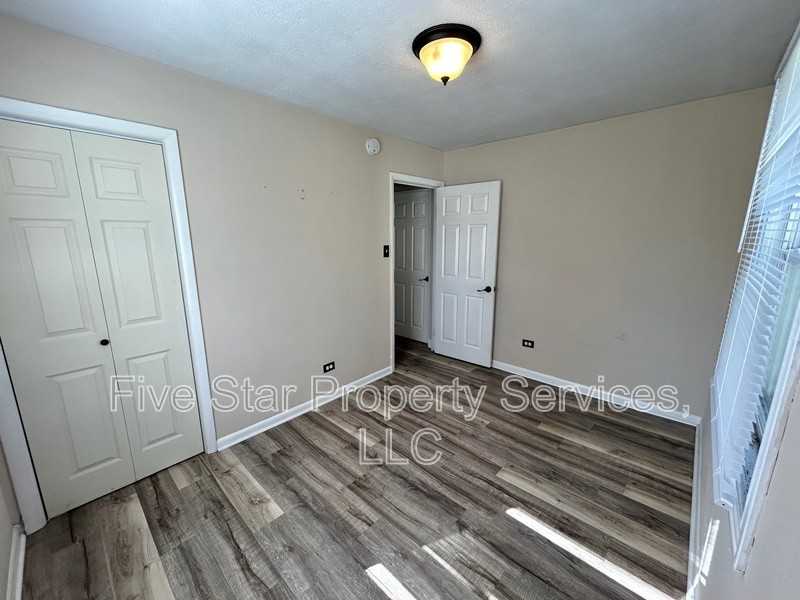 12 Douglas Ct - Photo 6 of 27