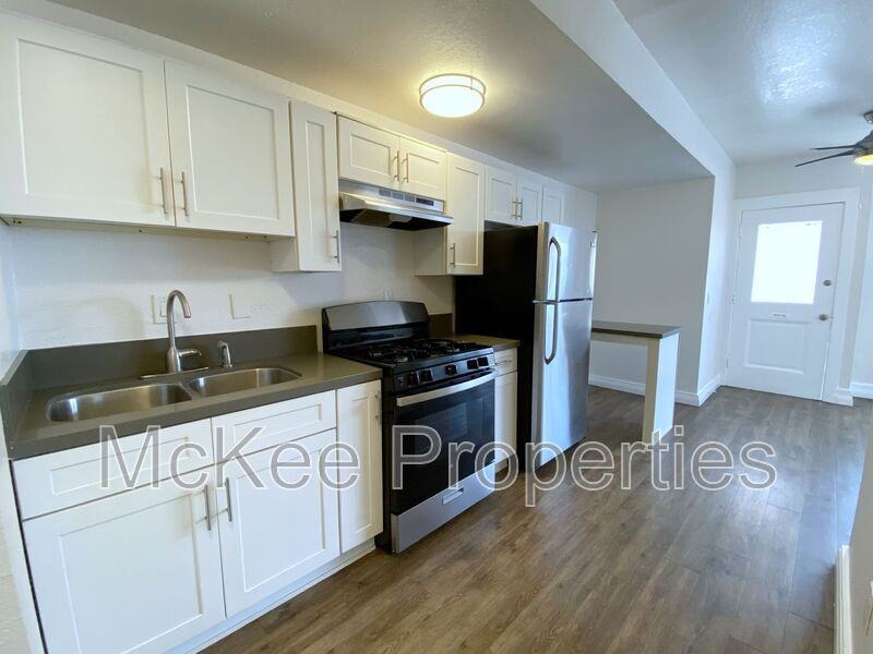 2262 Market St #1 - Photo 4 of 10