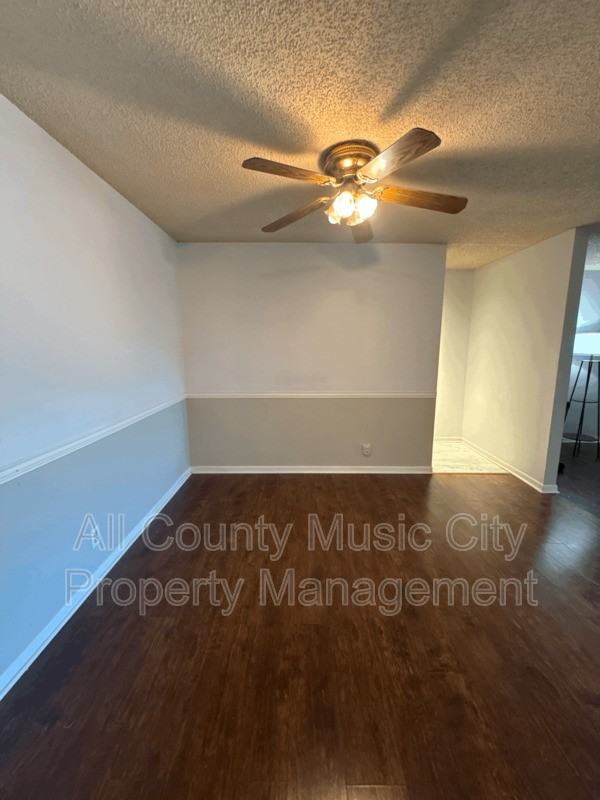 515 Basswood Ave #J92 - Photo 4 of 12