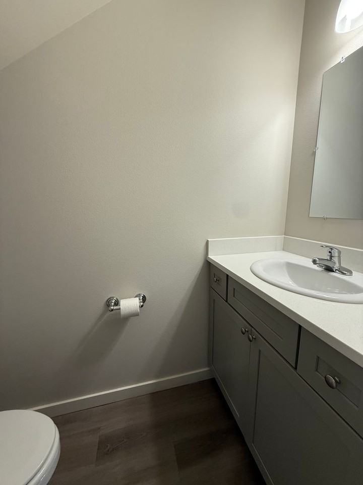 5308 Smitten St #4 - Photo 3 of 17