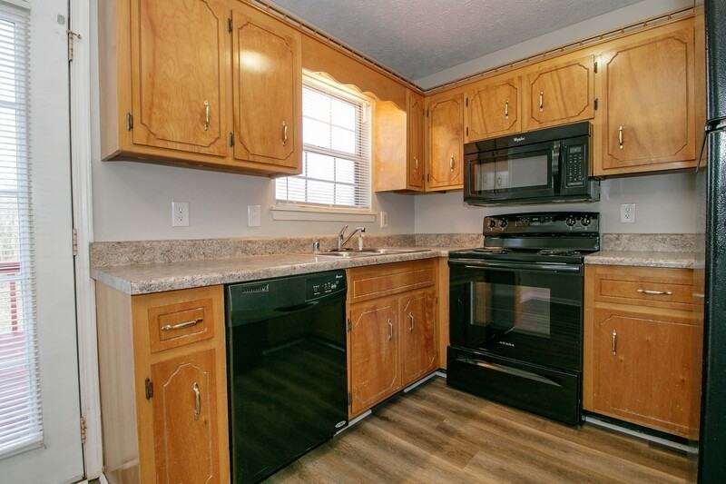 631 Artic Ave #NA - Photo 5 of 16