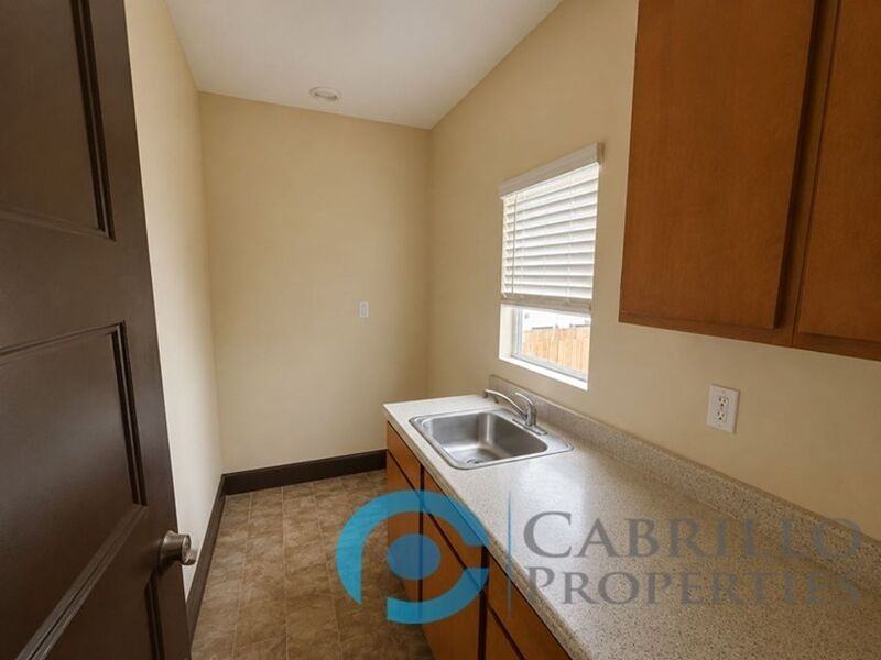 2203 Broadway - Photo 7 of 9