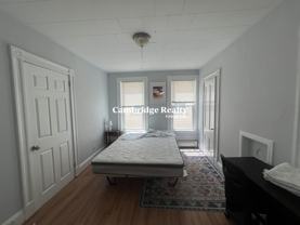 10 7th St #B - Photo 1 of 1