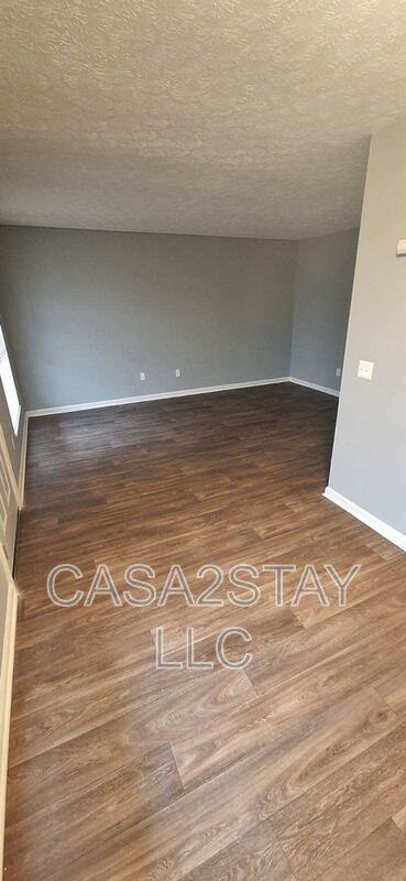 377 Redmar Blvd #48 - Photo 3 of 8