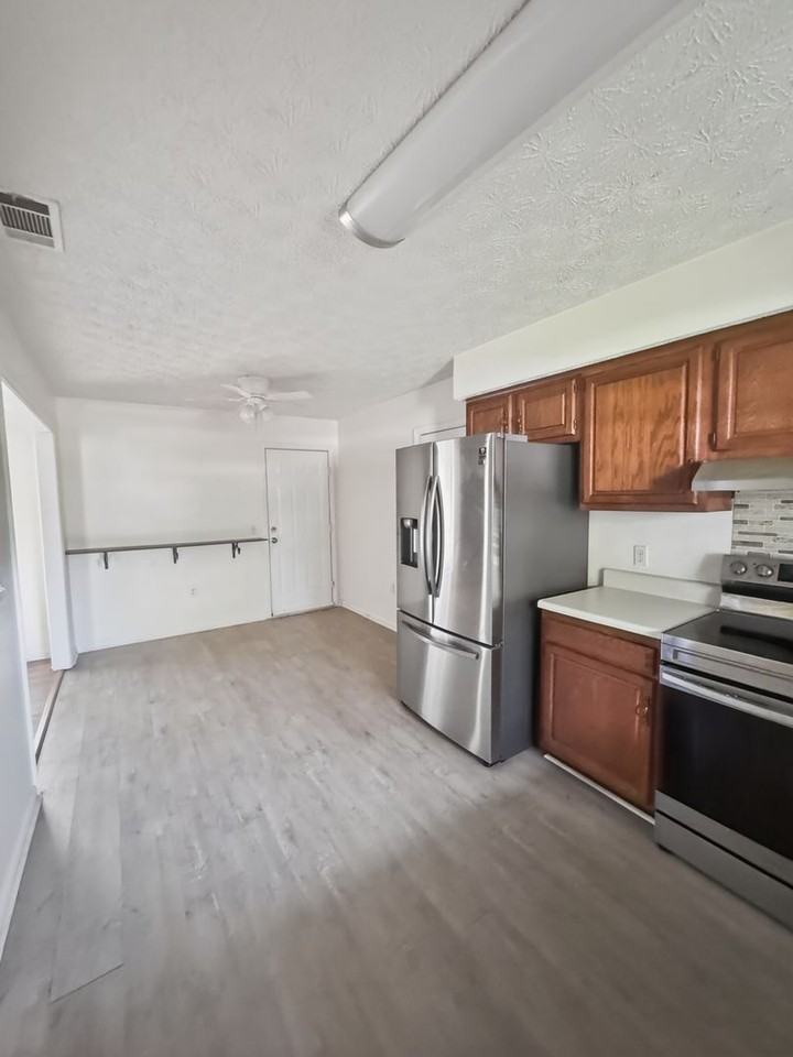 613 Ryan Ln - Photo 5 of 15