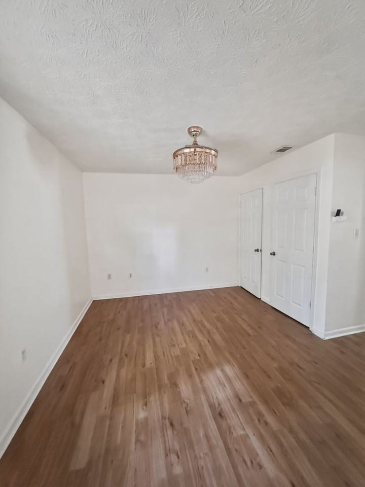 613 Ryan Ln - Photo 6 of 15