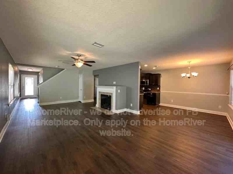 3762 Weatherstone Cir - Photo 5 of 21