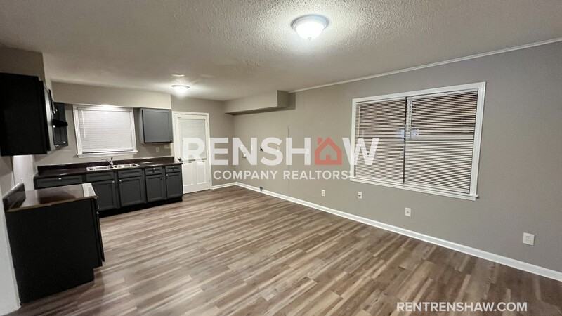 3235 Harvester Ln E - Photo 5 of 21