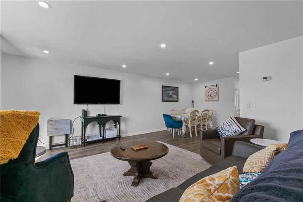 66 Girard Ave ##324 - Photo 7 of 26