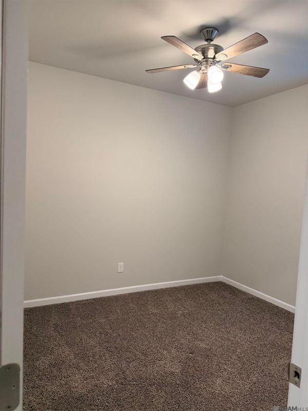 6407 Tiger Pointe Dr - Photo 6 of 7