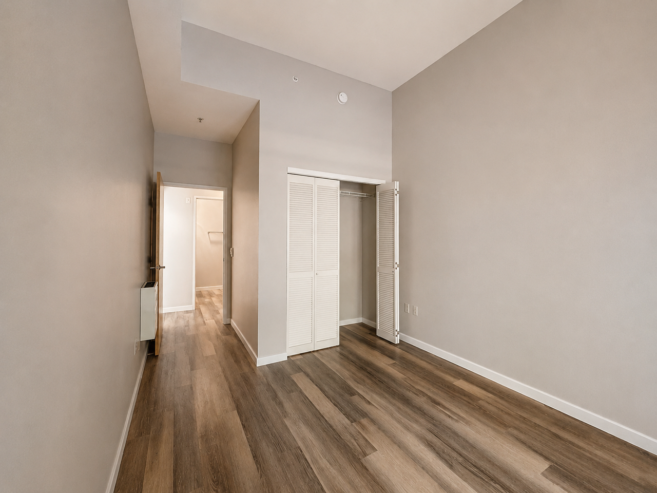701 Columbia St #107 - Photo 7 of 16