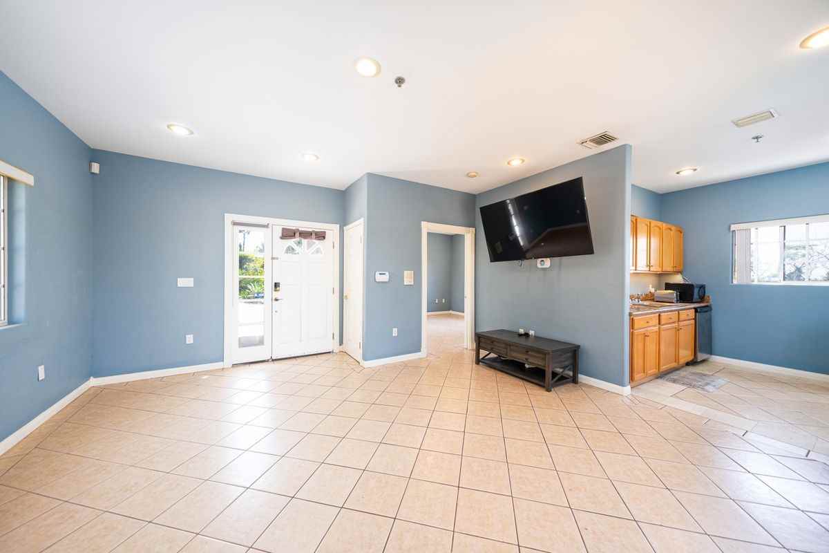 1712 Pass And Covina Rd - Photo 6 of 26
