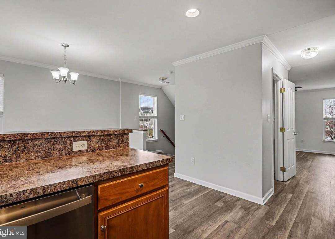 270 Kentshire Dr - Photo 4 of 7