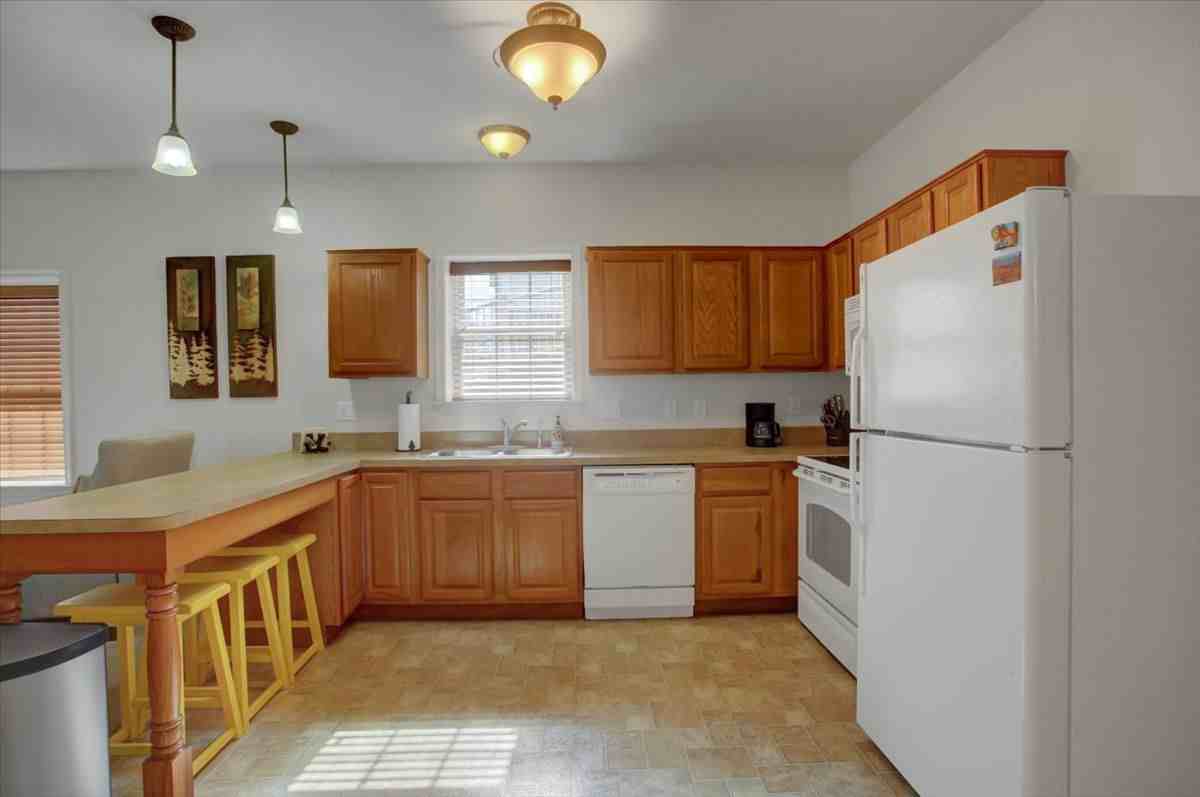 14200 Northern Lights Dr ##34 - Photo 7 of 37