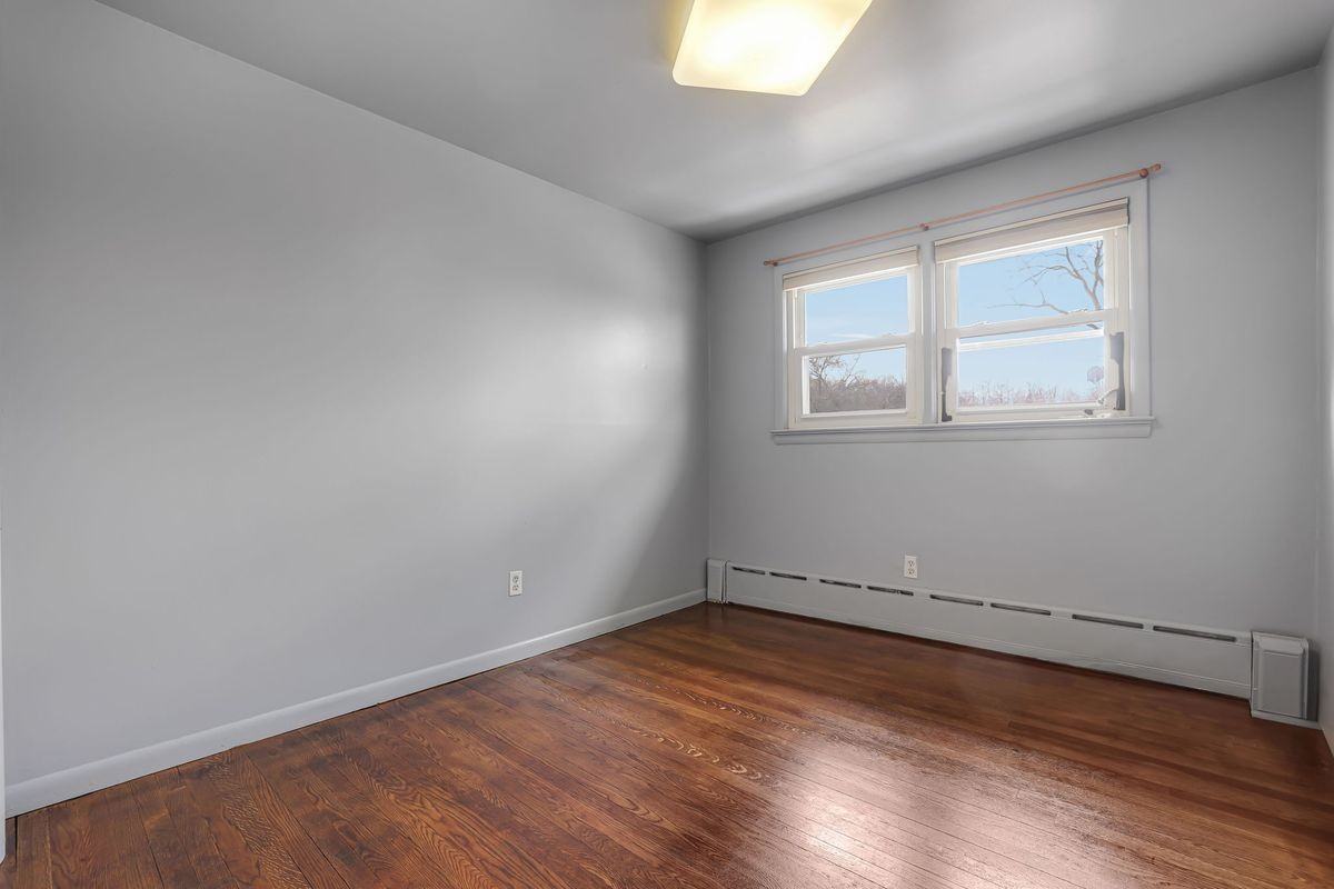 2 Gillis Ave ##1 - Photo 3 of 9