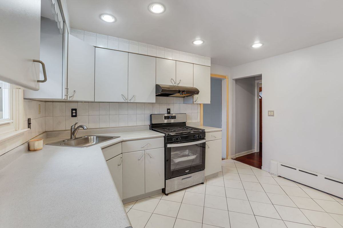 2 Gillis Ave ##1 - Photo 6 of 9