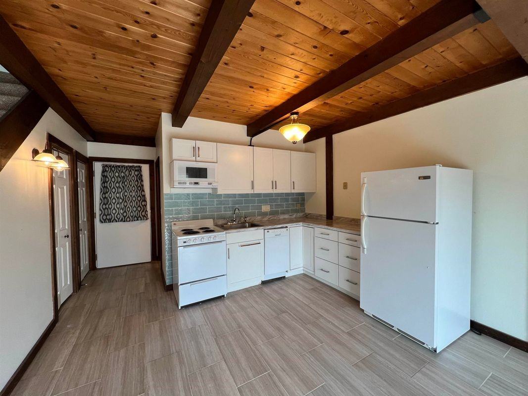 576 Francestown Rd ##13 - Photo 4 of 20