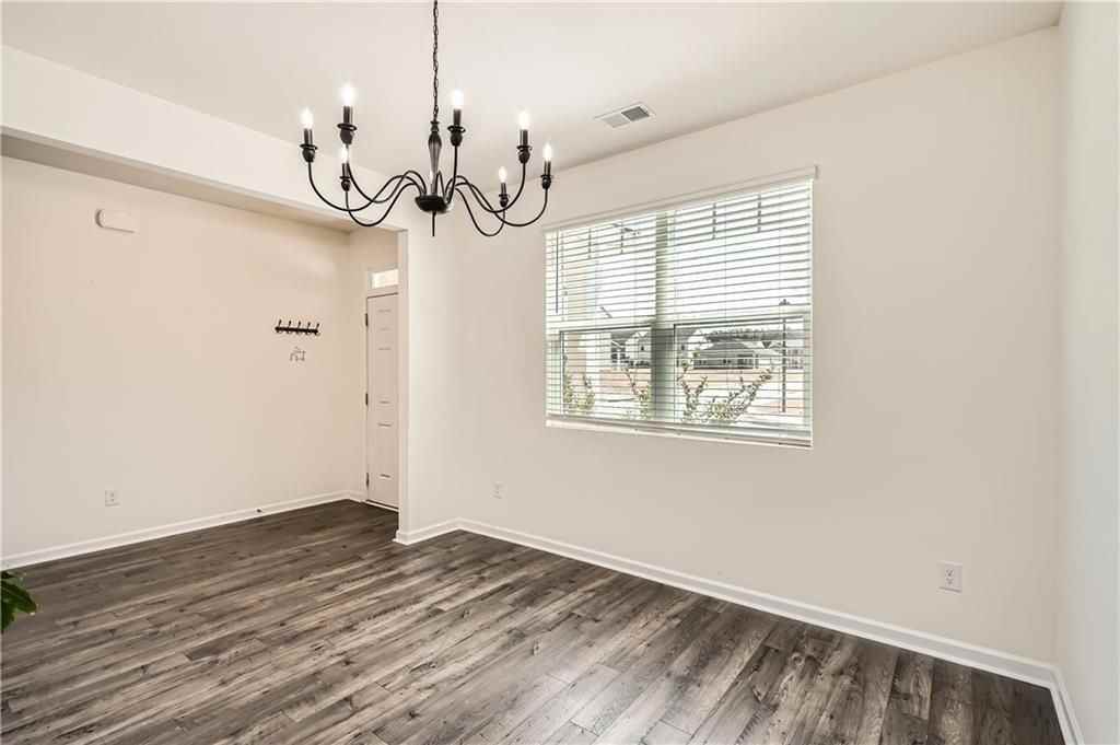 1936 Waycross Ln - Photo 7 of 25