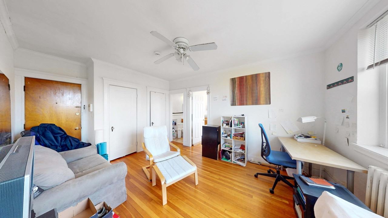 15 Governors Ave #28 - Photo 2 of 18