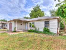 2312 Mustang St - Photo 1 of 1